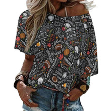 Cargar imagen en el visor de la galería, Camiseta Oversize Cuello Barco Personalizada | Manga Murciélago & Hombro Caído