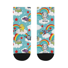 Cargar imagen en el visor de la galería, Calcetines Personalizados con Foto/Diseño | Regalo Único y Divertido