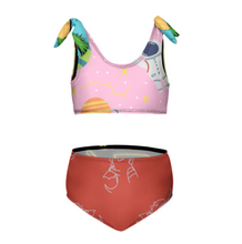 Cargar imagen en el visor de la galería, Bikini de niña con detalle de lazo en el hombro (2 piezas) NT022 personalizado con patrón foto texto (impresión de imágenes múltiples)