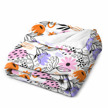 Cargar imagen en el visor de la galería, Manta de franela para sofá de peluche, adecuada para el hogar y para llevar personalizado con patrón foto texto (versión vertical)