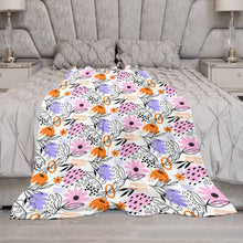 Cargar imagen en el visor de la galería, Manta de franela para sofá de peluche, adecuada para el hogar y para llevar personalizado con patrón foto texto (versión vertical)