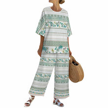 Cargar imagen en el visor de la galería, Conjunto para mujer compuesto por una camisa de cuello redondo con mangas murciélago y un pantalón ancho con cinturilla elástica YKL04 personalizado con patrón foto texto (impresión de imagen única)