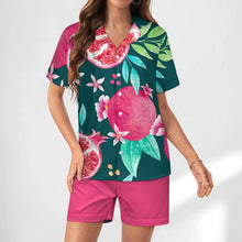 Cargar imagen en el visor de la galería, Conjunto de pijama de seda de 2 piezas con botones y manga corta para mujer personalizado con patrón foto texto (impresión de imagen única)