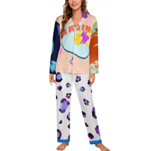Cargar imagen en el visor de la galería, Conjuntos de pijama clásicos de manga larga para mujer personalizados con patrón de texto de nombre (diseño de varias imágenes)