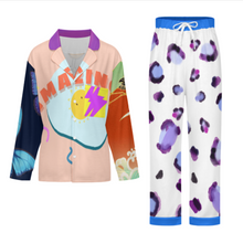 Cargar imagen en el visor de la galería, Conjuntos de pijama clásicos de manga larga para mujer personalizados con patrón de texto de nombre (diseño de varias imágenes)
