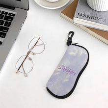 Cargar imagen en el visor de la galería, Estuche Vertical para Gafas personalizado con patrón foto texto