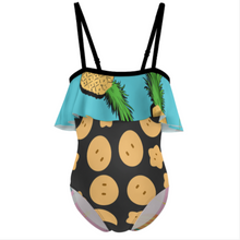 Cargar imagen en el visor de la galería, Traje de baño con volantes y hombros descubiertos para niña NT045 personalizado con patrón foto texto (impresión de imágenes múltiples)