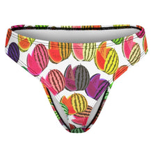 Cargar imagen en el visor de la galería, Tanga de Seda de Leche para Mujer | Ropa Interior Personalizable y Cómoda