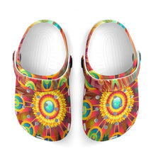 Cargar imagen en el visor de la galería, Zuecos Infantiles Personalizados | Los Zapatos para su Independencia