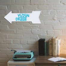 Cargar imagen en el visor de la galería, Signo de Flecha de Hojalata con Impresión UV de Diseño Personalizado con Tu Foto o Texto