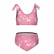Cargar imagen en el visor de la galería, Traje de Baño con Tirantes de Moda para Niñas NT022 Personalizado con Impresión Completa con Foto Logo Patrón Texto