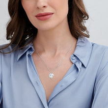 Cargar imagen en el visor de la galería, Collar Personalido de corazón de tres rompecabezas X0026 con texto nombre para familiar amigo mujer hombre Longitud Ajustable en plata de ley 925 chapado de oro rosa de 18K