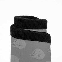 Cargar imagen en el visor de la galería, Alfombrilla Universal de coche de cuatro piezas Personalizada con Foto Logo Patrón Texto (impresión completa de dos imágenes)