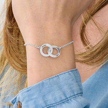 Cargar imagen en el visor de la galería, Pulsera Personalizada de plata 925 / cobre con anillos curzados S0020 para mujer amiga con texto nombre chapada de oro rosa de 18K