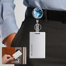 Cargar imagen en el visor de la galería, Clip de insignia de Metal Carrete del Soporte de Tarjeta de Identificación de Alta Calidad JJ0531023 Personalizado Impresion Completa de Una Imagen con Foto Logotipo Patrón Texto