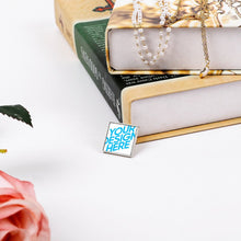 Cargar imagen en el visor de la galería, Broche Cuadrado de Adorno Insignia de Decoración con Estampado para Mujer Hombre SS1404003 Personalizado Impresion Completa de Una Imagen con Foto Logo Patrón Texto