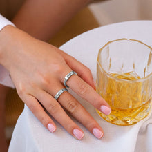 Cargar imagen en el visor de la galería, Anillo de cadena J0008 Personalizado de plata de ley 925 para mujer hombre Grabado con texto nombre letras