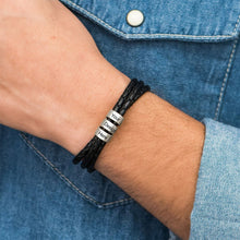 Cargar imagen en el visor de la galería, Pulsera de cuero negro triple de plata de ley 925 para mujer hombre S0008 Personalizada con texto nombre