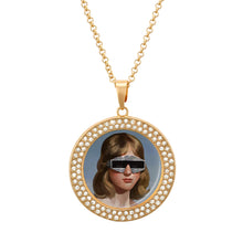 Cargar imagen en el visor de la galería, Collar de Diamantes Multicolores de Aleación para mujer SS1401003 Personalizado con texto nombre foto