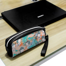 Cargar imagen en el visor de la galería, Estuche de Papelería con Diseño Simétrico Personalizado de Tu Nombre o Padrón