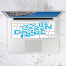 Cargar imagen en el visor de la galería, Conjunto de Membrana Protectora de Teclado de Portátil Apple con Diseño Personalizado de Tus Textos y Fotos Online
