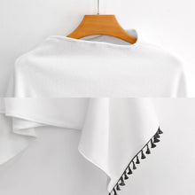 Cargar imagen en el visor de la galería, Poncho / Capa de punto versátil con flecos para mujer MY07 Personalizado con Impresión Completa de múltiples imágenes con Foto Logo Patrón Texto