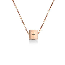 Cargar imagen en el visor de la galería, Collar con Colgante de Cubo con Letras de Plata de Ley 925 / Cobre X0069 Grabado Personalizado con Texto Nombre