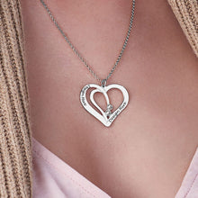 Cargar imagen en el visor de la galería, Collar de Corazón Entrelazados con Circonitas Cúbicas para Mujer de Plata 925 / Cobre Chapado de Oro X0075 Grabado Personalizado con Texto Nombre