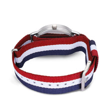 Cargar imagen en el visor de la galería, Reloj Correa de Nailon Personalizado | Estilo Preppy y Casual
