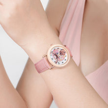 Cargar imagen en el visor de la galería, Reloj de Cuero Genuino Rosa Personalizado para Mujer | Elegante
