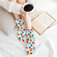 Cargar imagen en el visor de la galería, Calcetines Cortos Personalizados con Foto | Estilo Sutil Diario
