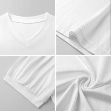 Cargar imagen en el visor de la galería, Camiseta de mujer con cuello en V y mangas abullonadas personalizada
