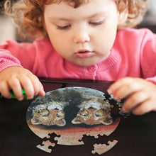 Cargar imagen en el visor de la galería, Puzzle de Madera Irregular con Formas de Animales | Tu Foto Única
