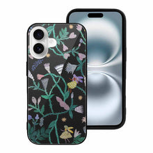 Cargar imagen en el visor de la galería, Funda de vidrio para iPhone 16 de Apple personalizado con patrón foto texto
