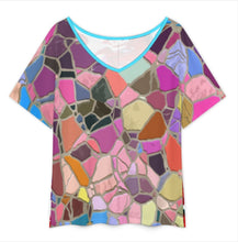 Cargar imagen en el visor de la galería, Camiseta de mujer con escote en V y dobladillo dividido de manga corta NT65 personalizado con patrón foto texto (impresión de imágenes múltiples)
