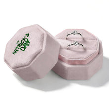 Cargar imagen en el visor de la galería, Joyero Octogonal de Terciopelo Personalizable para Anillos
