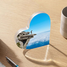 Cargar imagen en el visor de la galería, Adorno de metacrilato de pie personalizado con impresión UV
