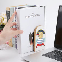 Cargar imagen en el visor de la galería, Sujetalibros de Madera Personalizados | Los Guardianes de Tu Biblioteca
