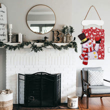 Cargar imagen en el visor de la galería, Arte Navideño para tu Hogar | Tu Cuadro de Madera de Muñeco de Nieve
