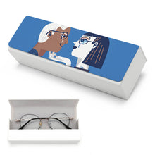 Cargar imagen en el visor de la galería, Estuche para gafas clásico de cuero para JJ0529007 personalizado con texto e foto en línea
