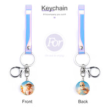 Cargar imagen en el visor de la galería, Llavero con Pulsera de Láser con Diseño Personalizado de Tu Texto o Foto
