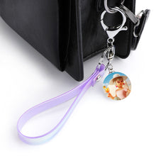 Cargar imagen en el visor de la galería, Llavero con Pulsera de Láser con Diseño Personalizado de Tu Texto o Foto
