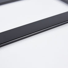 Cargar imagen en el visor de la galería, Marco de Matrícula Bicolor de Aluminio con Impresión UV de Diseño Personalizado con Tus Fotos o Textos
