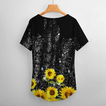 Cargar imagen en el visor de la galería, Camiseta de manga corta con cuello en V talla grande de moda para mujer NZ109 Personalizada con Impresión Completa de múltiples imágenes con Foto Logo Patrón Texto
