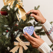 Cargar imagen en el visor de la galería, Adornos Decoraciones de Navidad de Corazón / Adornos Navideños Personalizados con Foto Logo Patrón Texto (Impresión Completa de Una Imagen)
