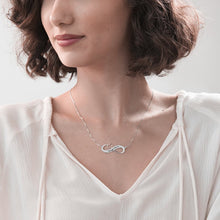 Cargar imagen en el visor de la galería, Collar con Símbolo de Infinito y Corazón de Plata / Cobre para Mujer X0077 Grabado Personalizado con Texto Nombre
